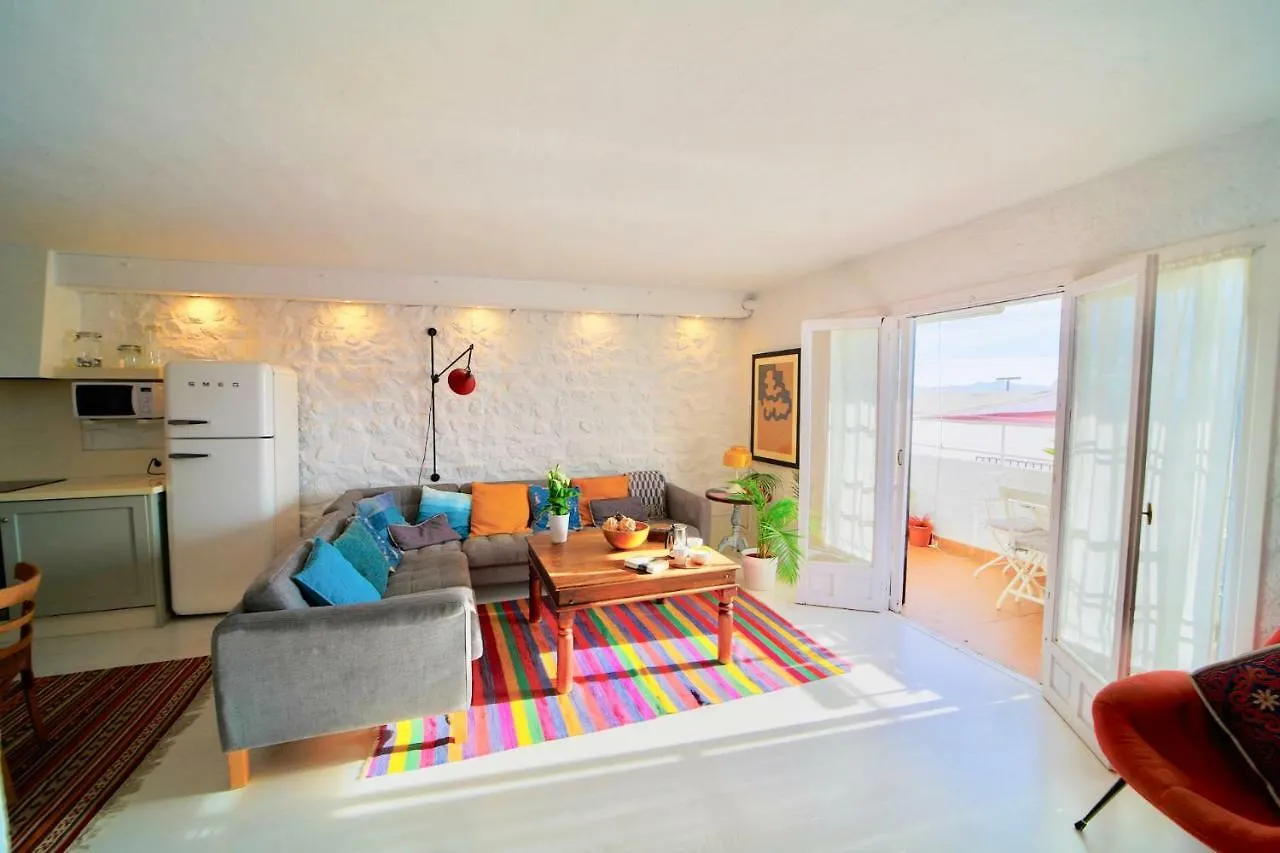 Duplex Casco Antiguo location